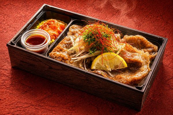 香味野菜のおろしだれ和牛焼肉重